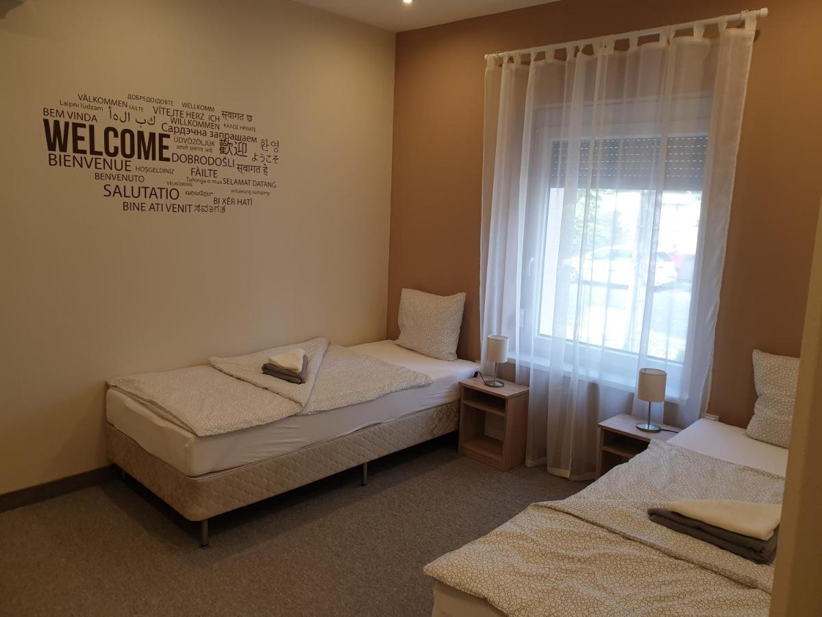 Mediterran Villa Кечкемет Экстерьер фото