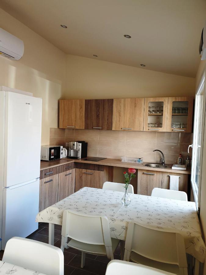 Mediterran Villa Кечкемет Экстерьер фото